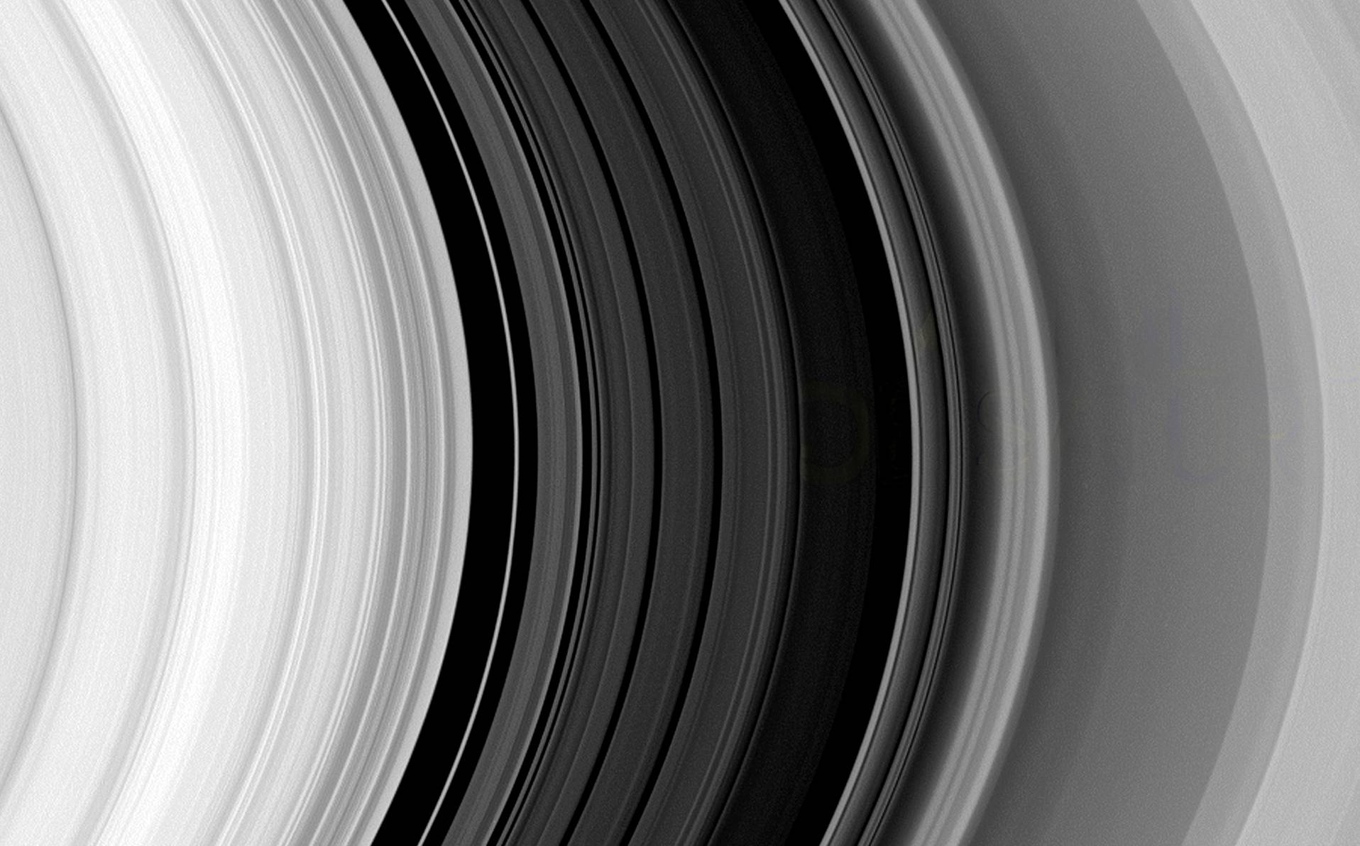 image des anneaux de Saturne